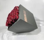 باکس گل لاکچری با گل رز مدل چندوجهی