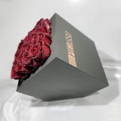 باکس گل لاکچری با گل رز مدل چندوجهی