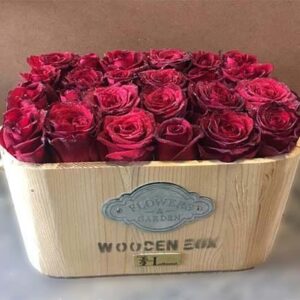باکس گل چوبی بنددار گل رز 24شاخه‌ای