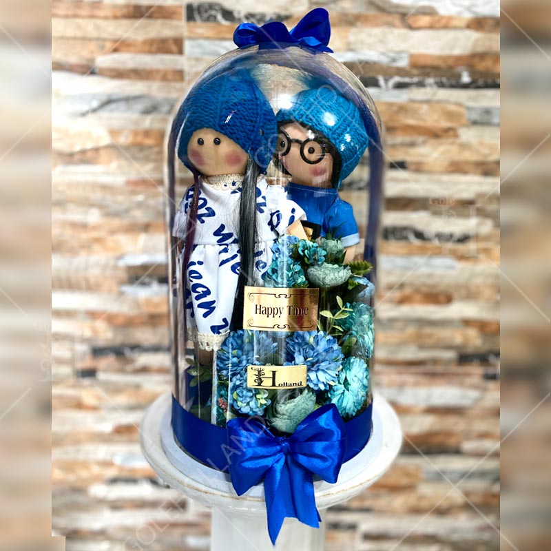 باکس-گل-شیشه-گنبدی-دو-عروسک-روس-آبی