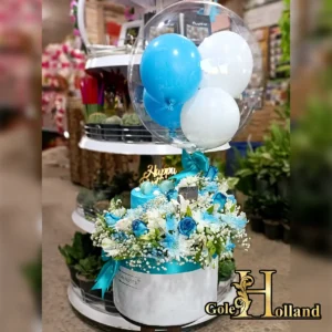 کیک تولد با باکس گل رز آبی و بادکنک