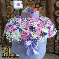 باکس گل با کیک تولد بنفش همراه گل رز