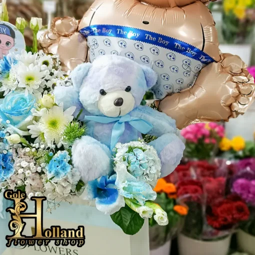 باکس گل نوزاد با عروسک خرس تم آبی